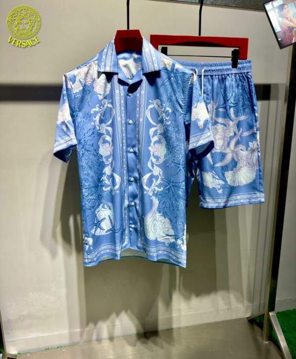 Picture of Versace Shirt Pant Suits _SKUVersaceS-XXL12yn33525235